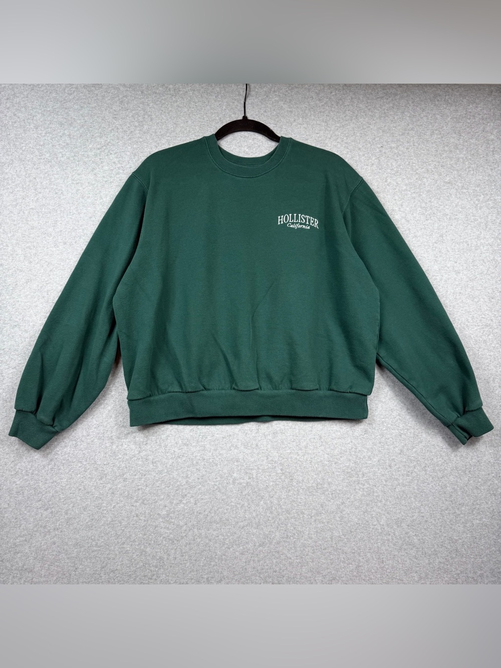Hollister California Embroidered Logo Green Crewneck Sweatshirt Women’s Medium